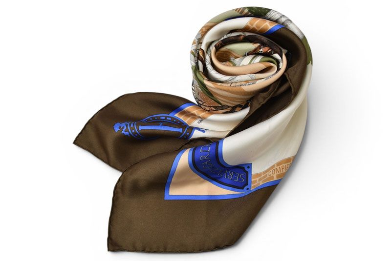 Hermes Carre 90 Scarf les Haras Nationaux National Stud Farm Vintage Carriage — view 2