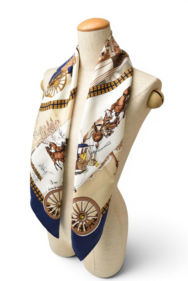 Hermes Carre 90 Scarf Winter Post L'hiver en Poste Vintage Navy White — view 8