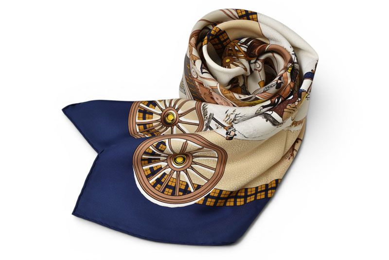 Hermes Carre 90 Scarf Winter Post L'hiver en Poste Vintage Navy White — view 9