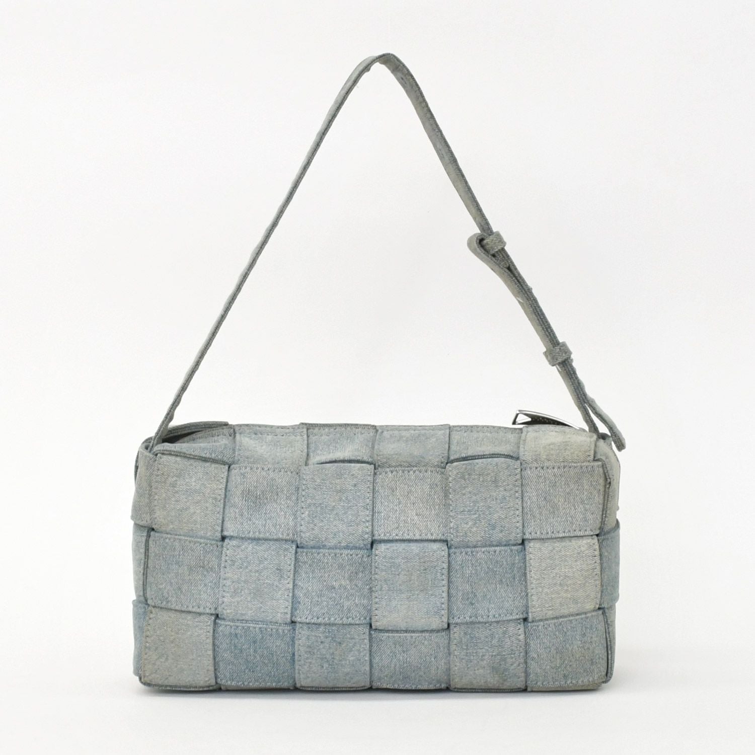 Bottega Veneta Maxi Intrecciato Cassette Shoulder Bag Denim Fabric Indigo Washed — view 3