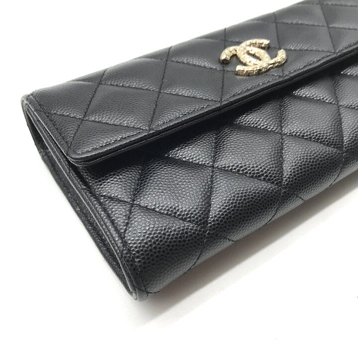 Chanel Quilted CC Logo Caviar Leather Wallet Black — view 6