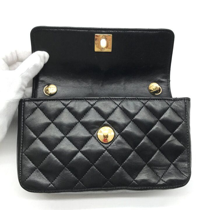 Chanel CC Logo Mini Quilted Lambskin Chain Shoulder Bag Black Crossbody Purse — view 7