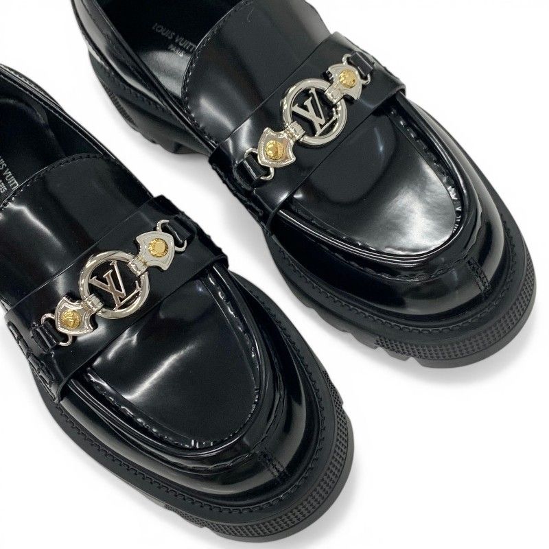 Louis Vuitton District Loafers Leather Shoes Patent Black Silver LV Circle Logo — view 9