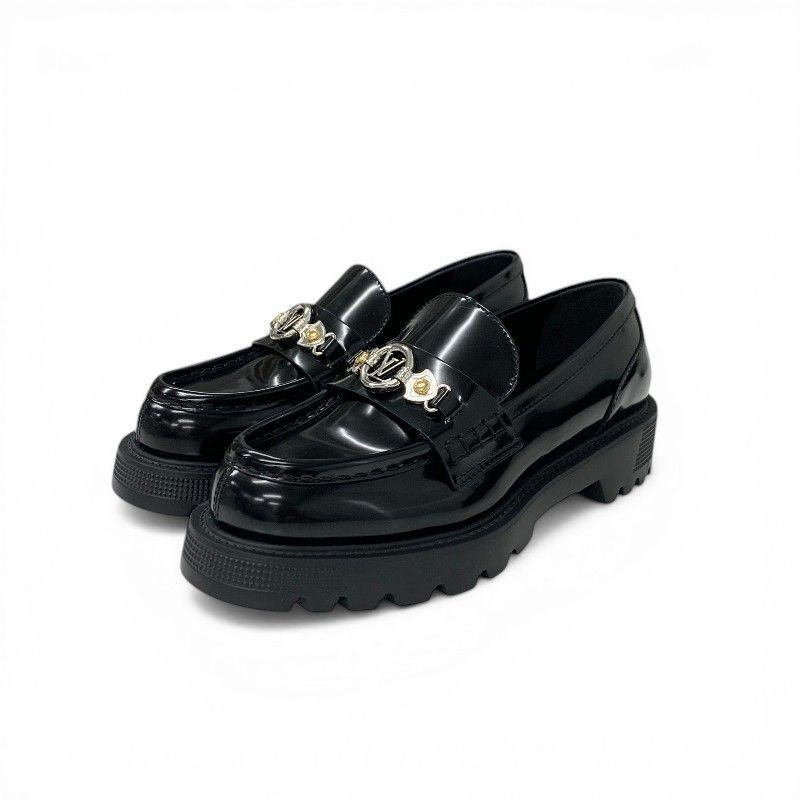 Louis Vuitton District Loafers Leather Shoes Patent Black Silver LV Circle Logo