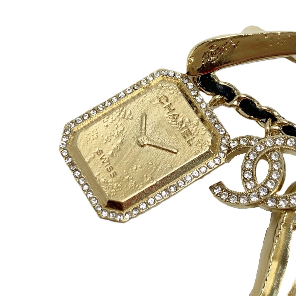 Chanel CC Logo Hanger Motif Gold Black Brooch — view 4