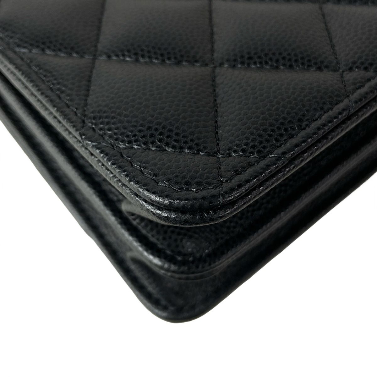 Chanel Clutch Quilted Black 2-Way Bijou Handle Chain Gold — view 9