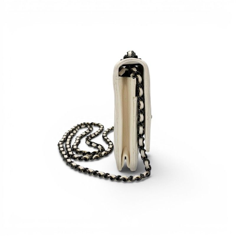 Chanel Shoulder Bag White Black CC Logo Chain Wallet Turnlock — view 2