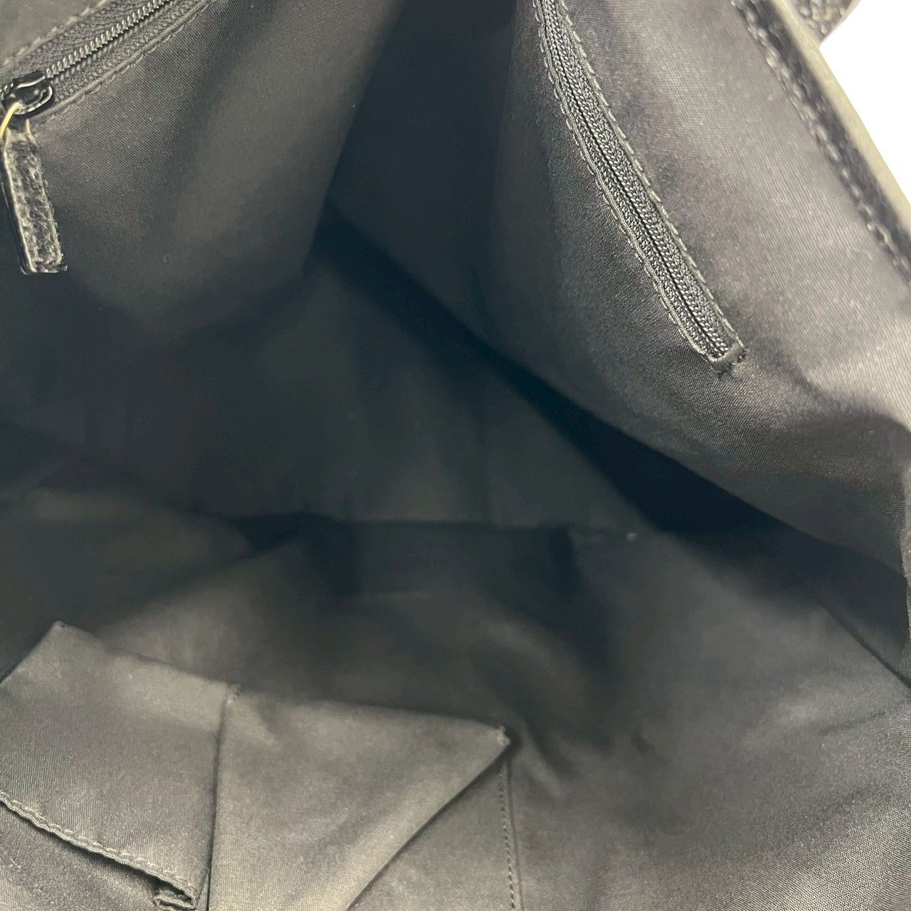 Gucci GG Pattern Canvas Leather Tote Shoulder Bag Business Black — view 9