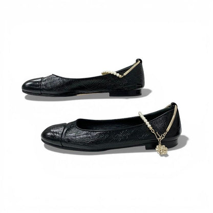 Chanel Flat Shoes Leather Black Gold CC Logo Camellia Processing Pearl Strap — view 3