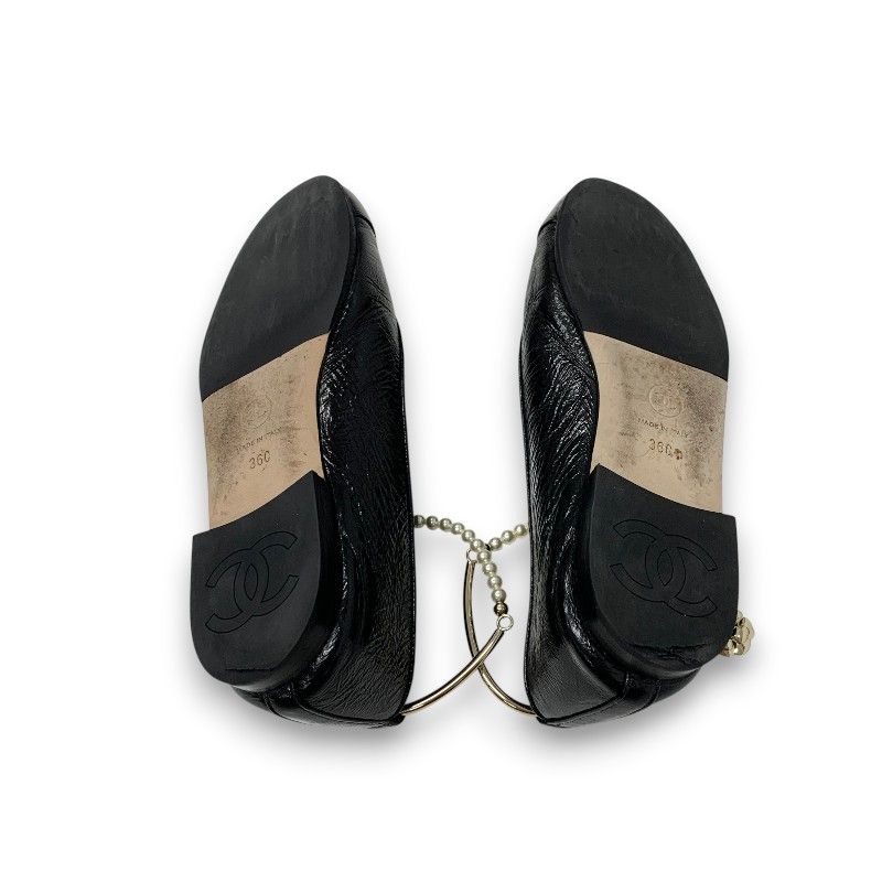 Chanel Flat Shoes Leather Black Gold CC Logo Camellia Processing Pearl Strap — view 6