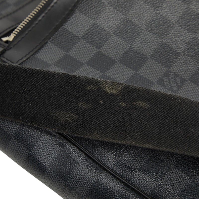 Louis Vuitton Damier Graphite Daniel MM Shoulder Bag Black Leather — view 8