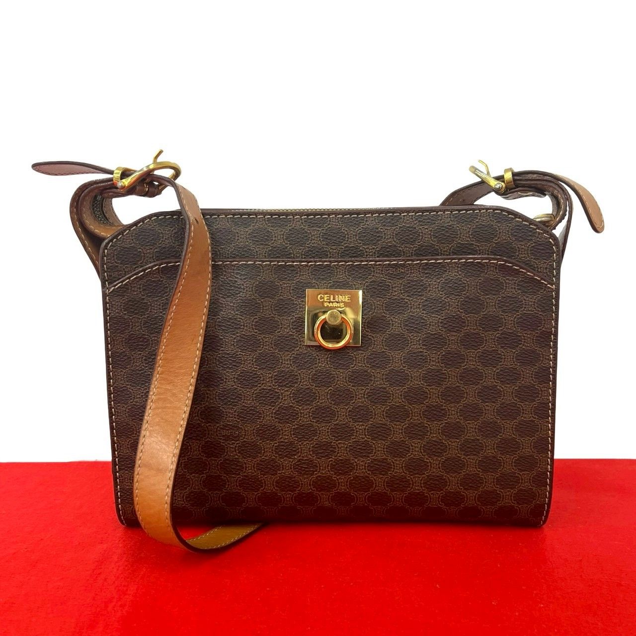 Celine Vintage Magadham Blason Triomphe Pattern Logo Ring Leather Shoulder
