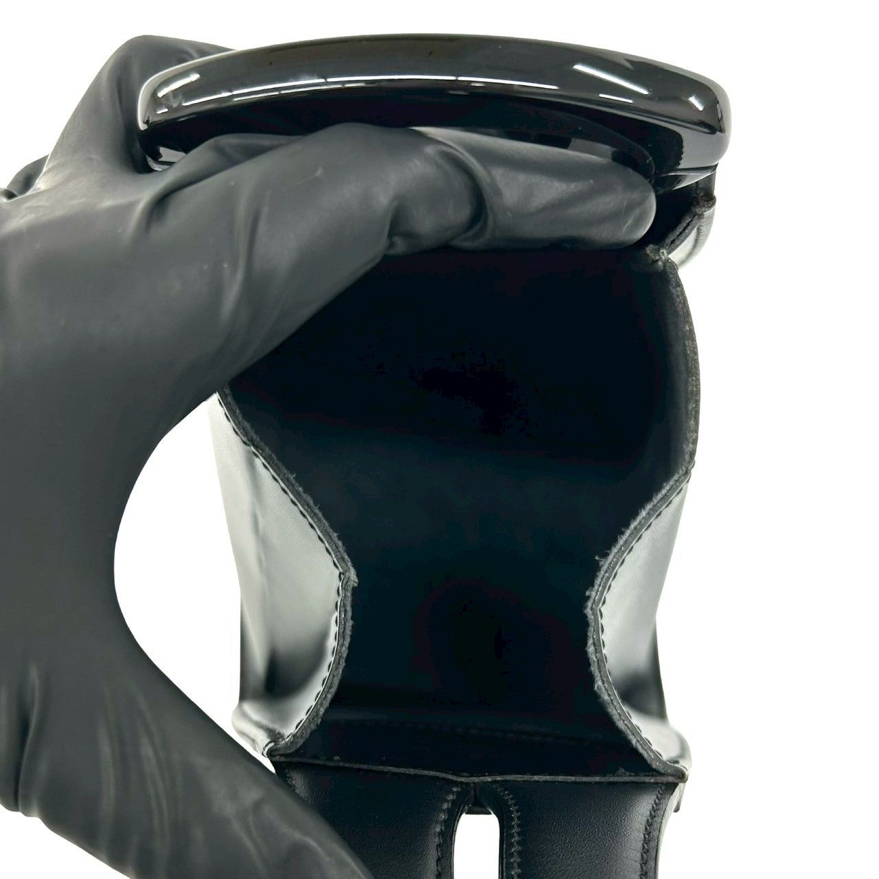Louis Vuitton Vintage Mini Epi Leather Shoulder Bag Black Noir — view 9