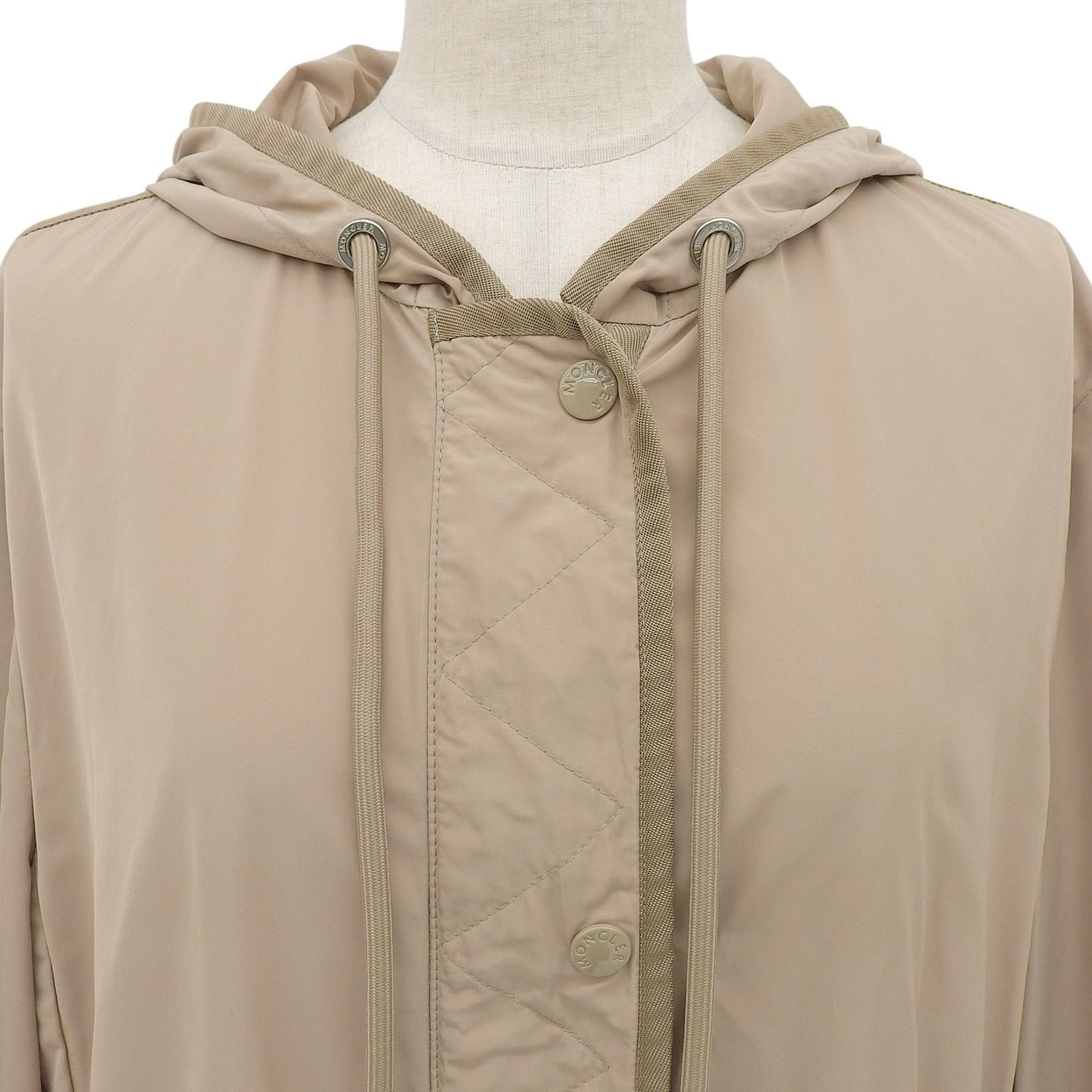 Moncler Lepris Logo Patch Hooded Drawstring Nylon Coat Beige — view 4