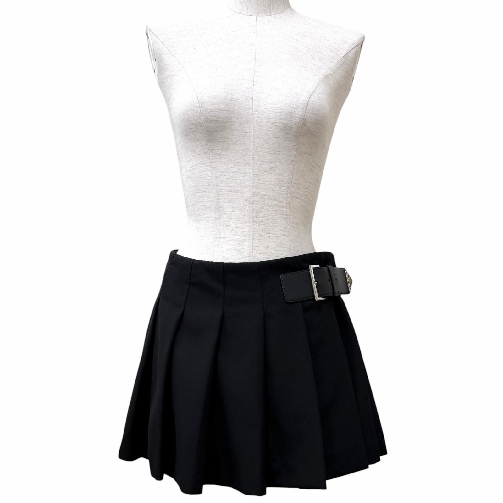 Prada 100% Virgin Wool Triangle Logo Cow Leather with Belt Mini Skirt Pleated — view 2