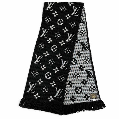 Louis Vuitton Echarpe Logo Mania Shine Wool Silk Scarf Black — view 3
