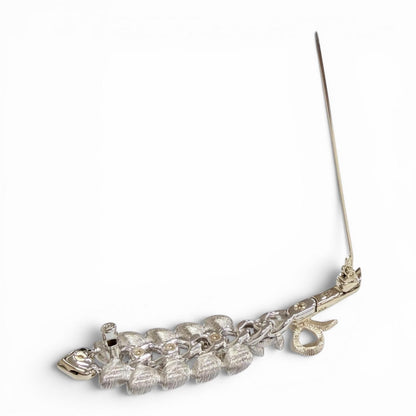Chanel CC Logo Heart Ribbon Visual Leaf Brooch Gold — view 4