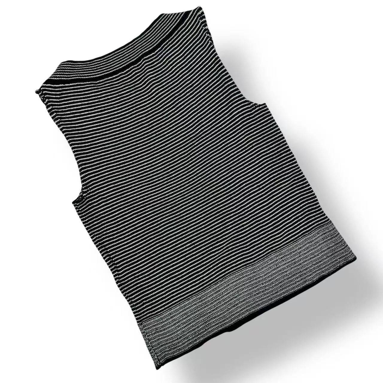 Louis Vuitton Vest Logo Sleeveless Knit Black — view 2