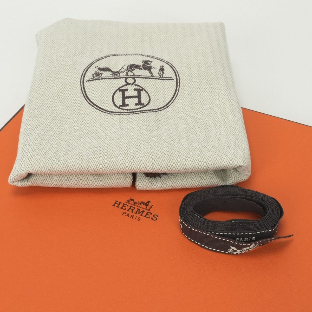 Hermes Pochette Uniform Shoulder Bag Swift Gold Brown Silver Veau — view 8