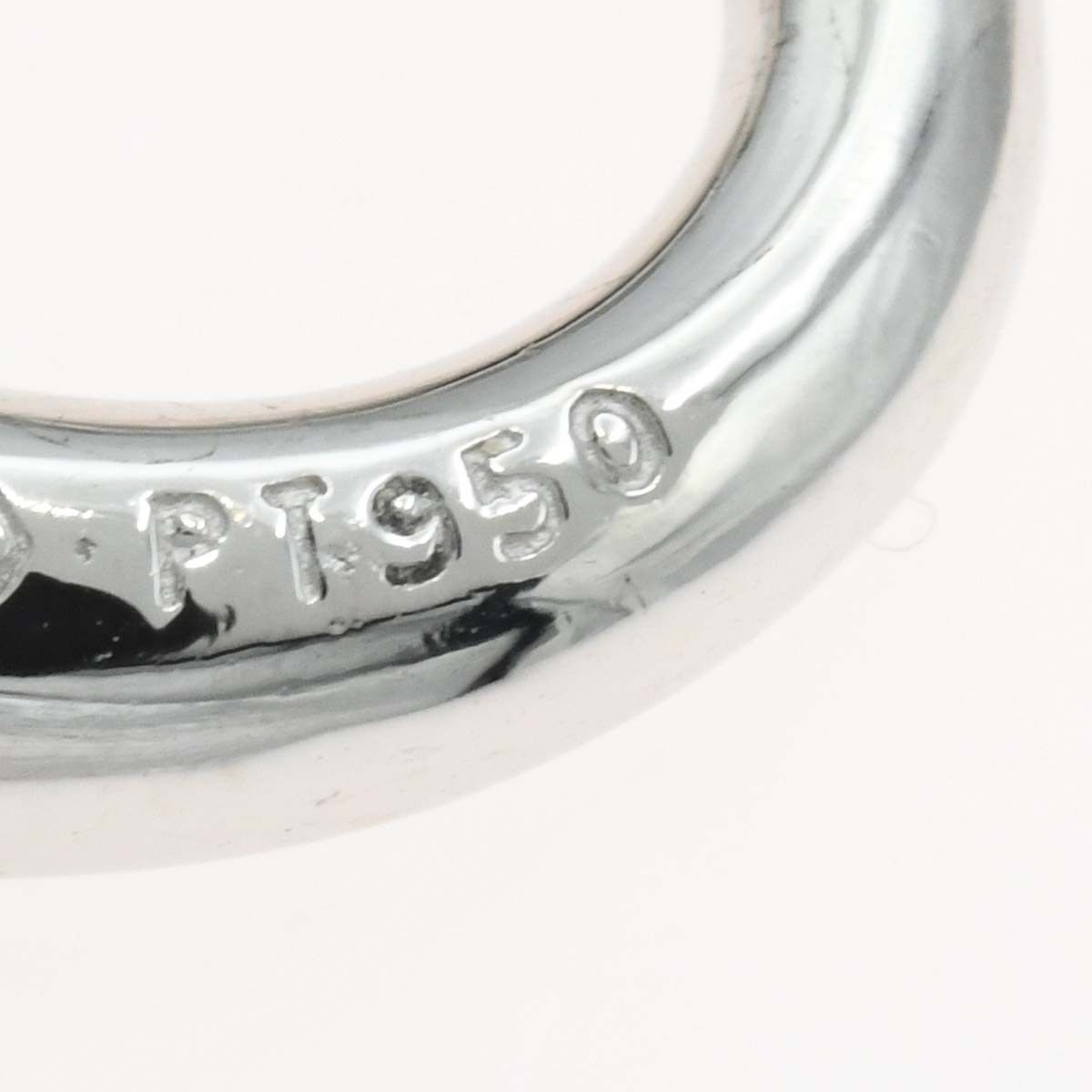 Tiffany & Co Polished Necklace Open Diamond — view 5