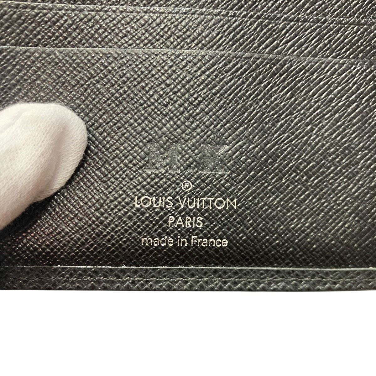 Louis Vuitton Portefeuille Florin Taiga Bifold Wallet Leather — view 4