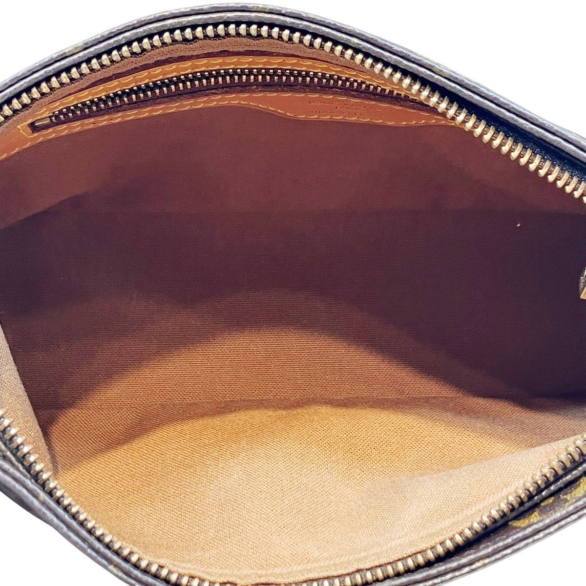 Louis Vuitton Trotteur Monogram Shoulder Bag Canvas — view 8