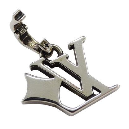 Louis Vuitton Charm Pendant LV Flower Silver — view 4