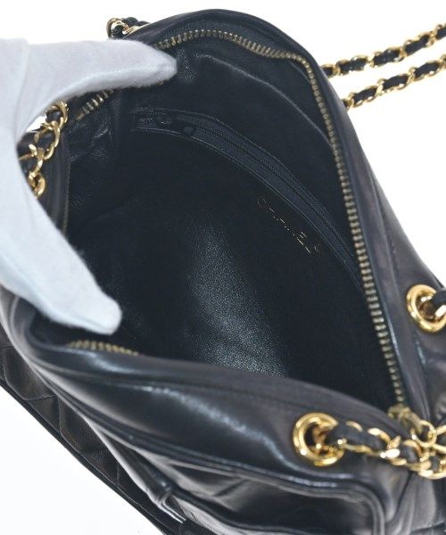 Chanel Shoulder Bag Black — view 4