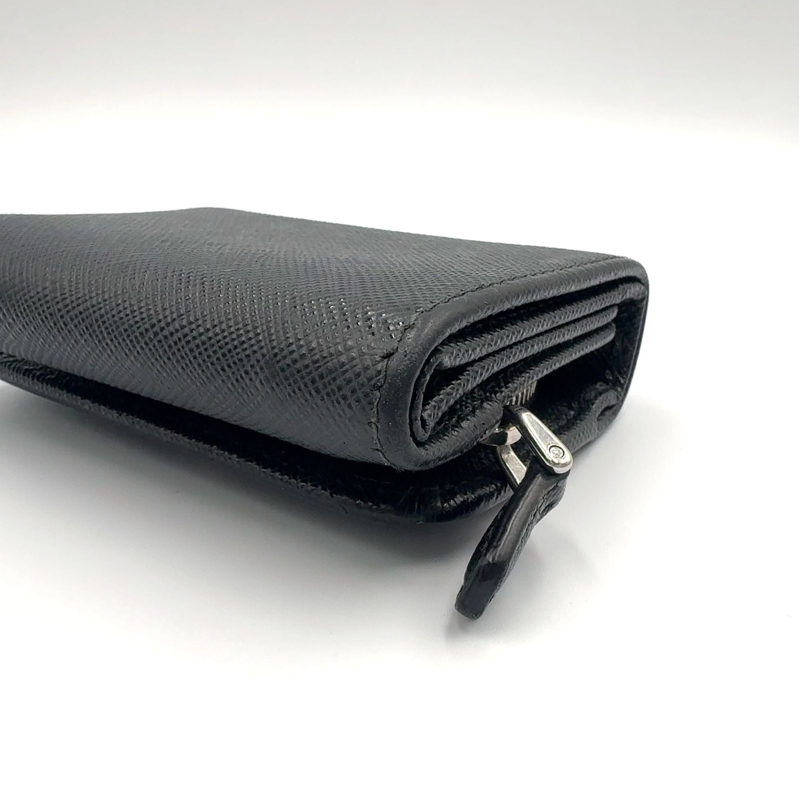 Prada New Arrivals Saffiano Triangle Leather Black Trifold Wallet Silver — view 6