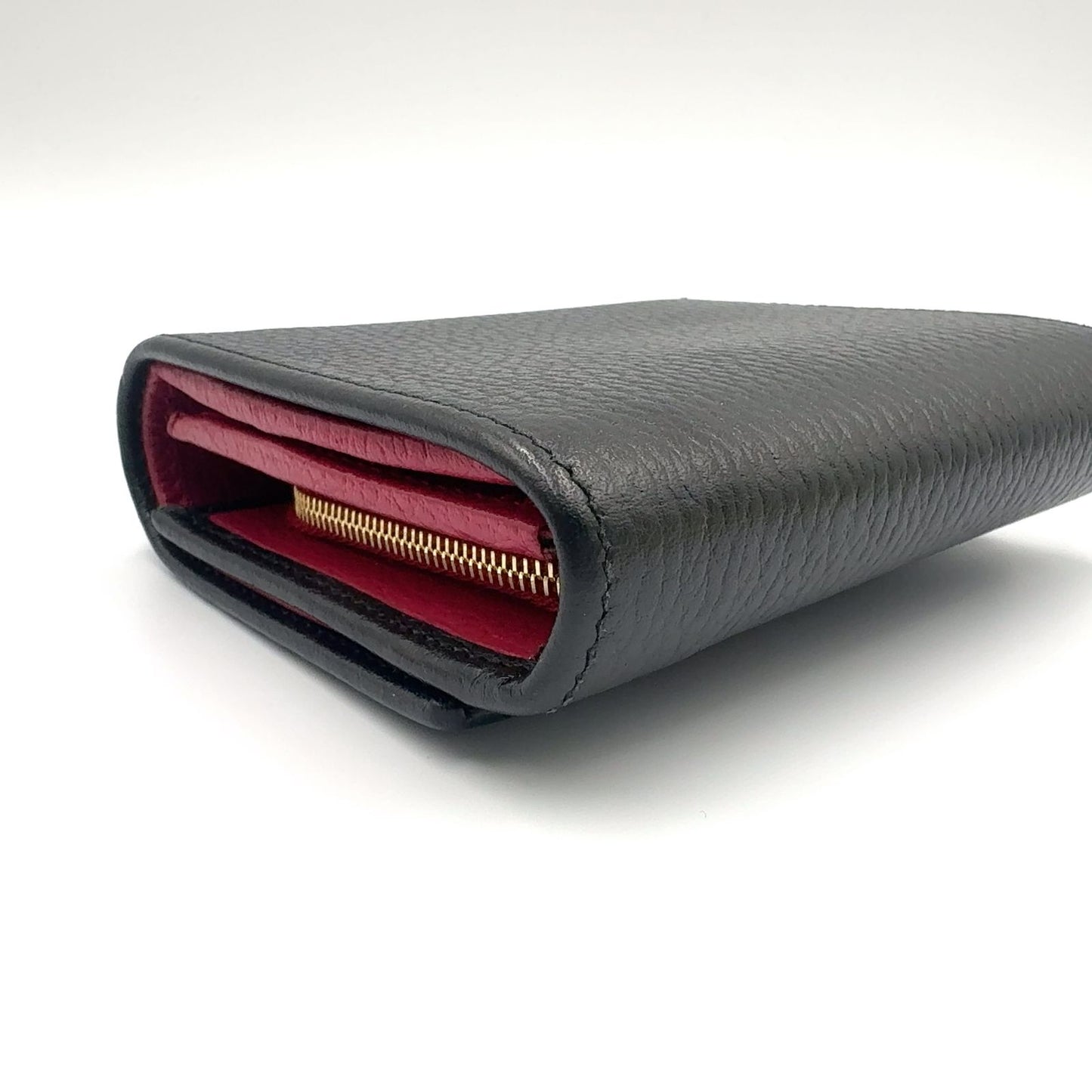 Gucci New Arrivals GG Marmot Leather Black Bordeaux Bifold Wallet Gold — view 7