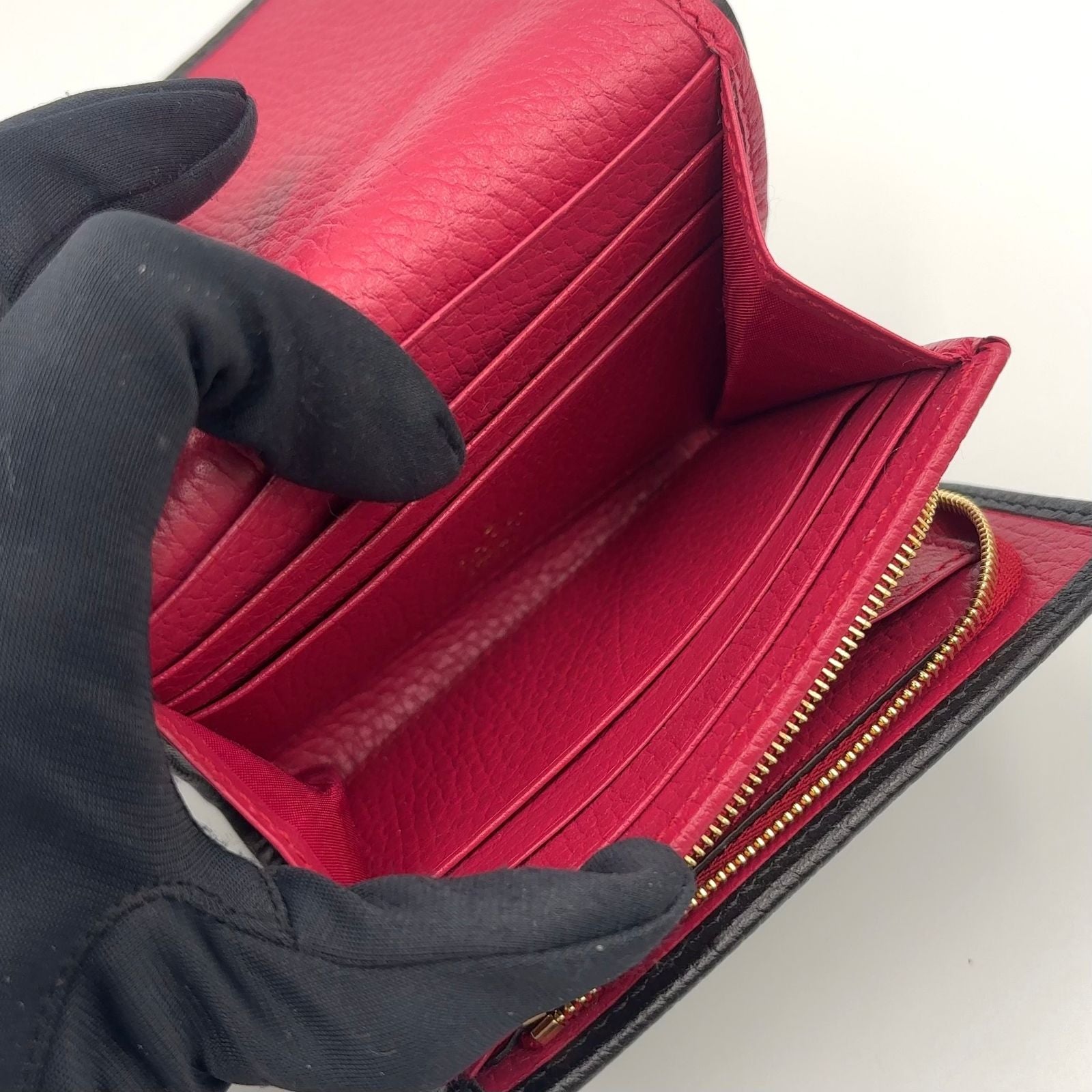 Gucci New Arrivals GG Marmot Leather Black Bordeaux Bifold Wallet Gold — view 3