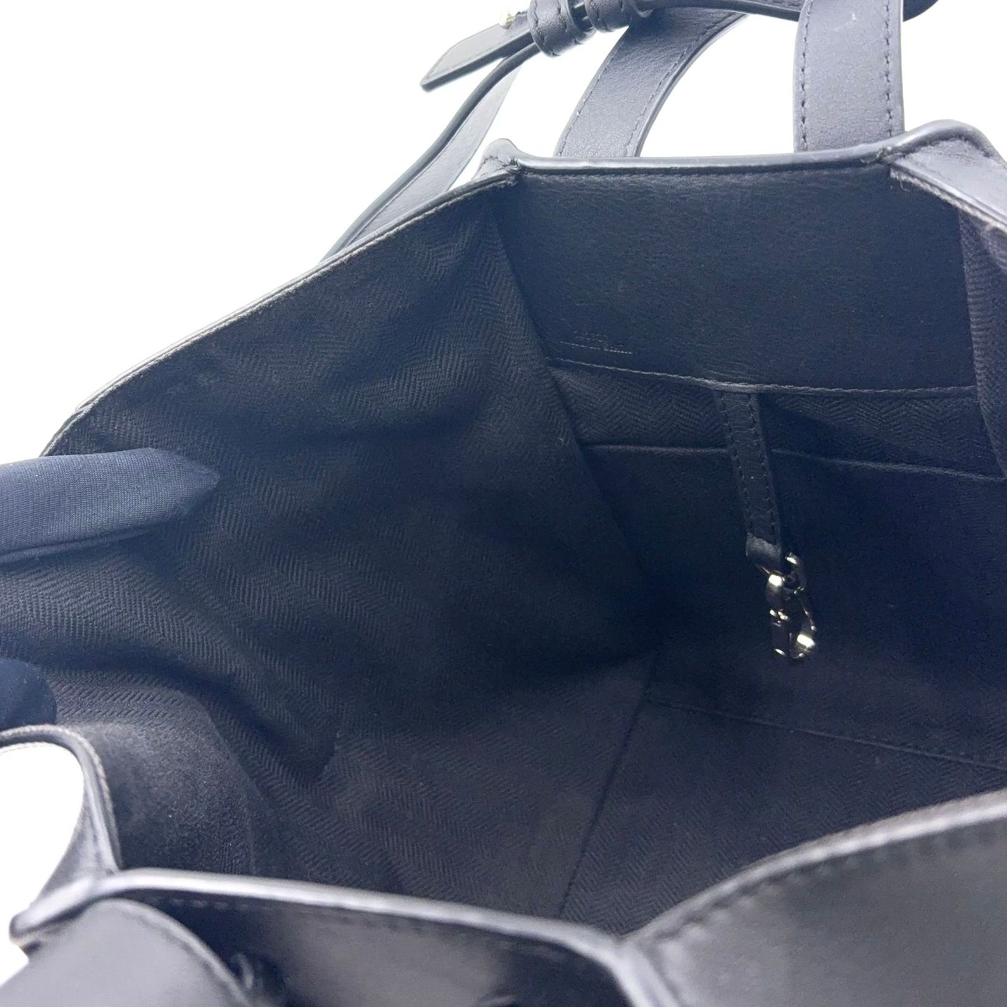 Loewe New Arrivals Hammock Compact Calfskin Black Shoulder Bag Silver — view 7