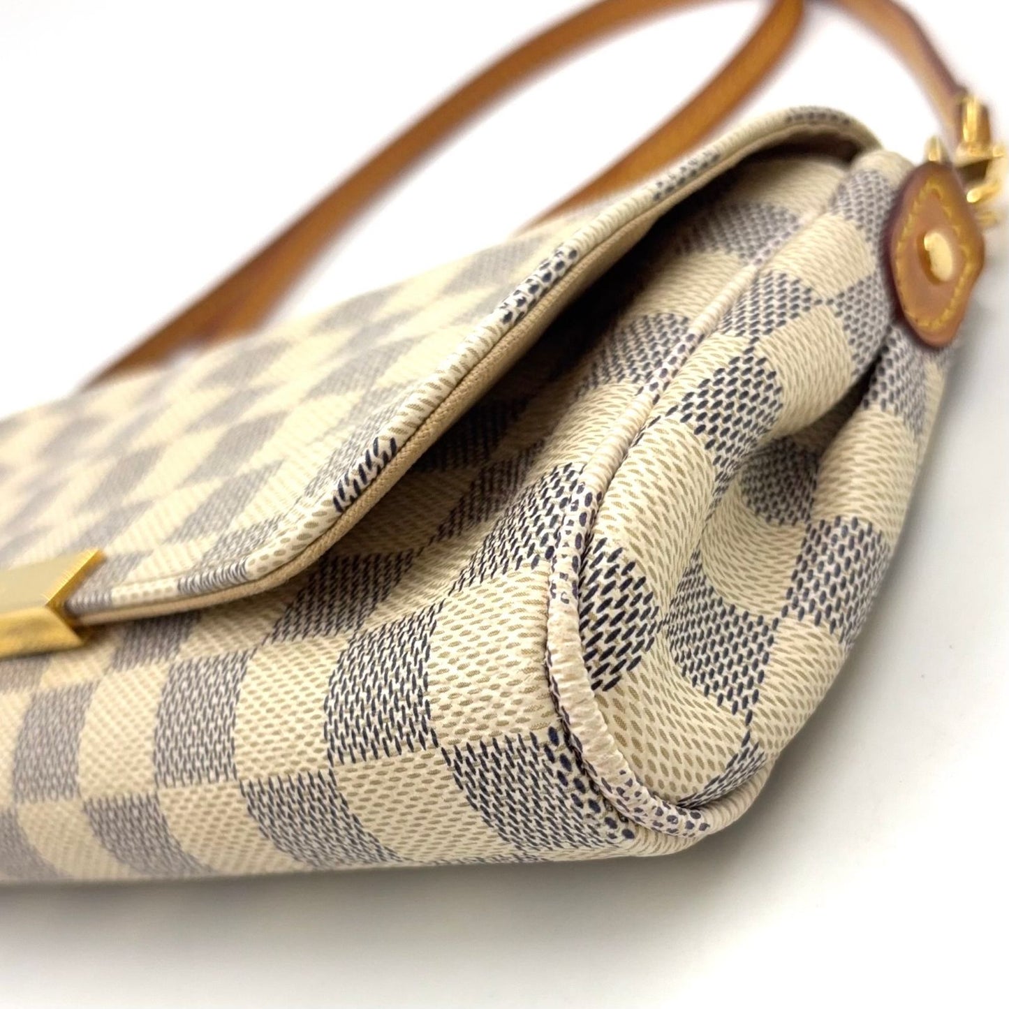 Louis Vuitton New Arrivals Favorite PM Damier Azur Shoulder Leather White — view 7