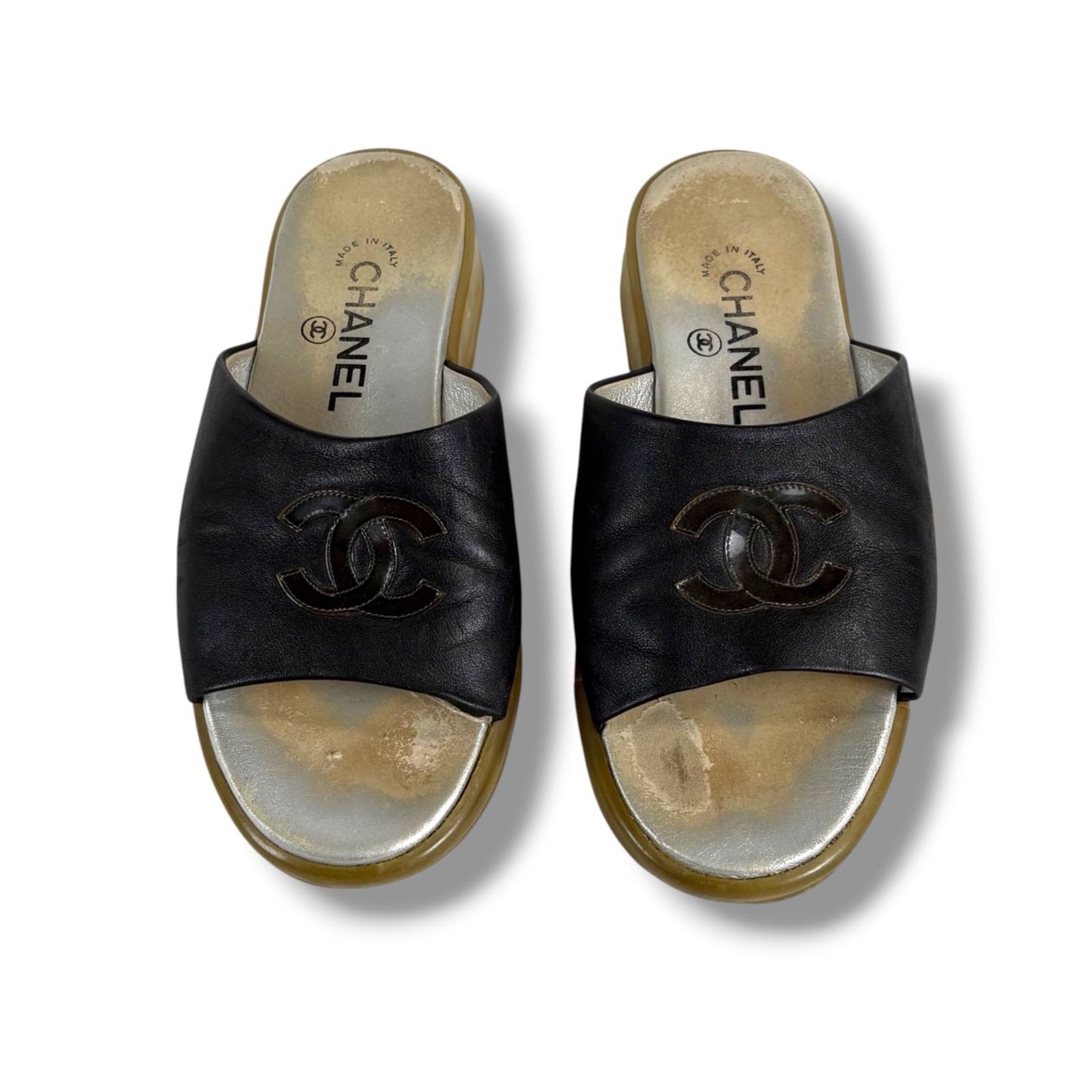 Chanel CC Logo Leather Slide Sandals Black — view 4