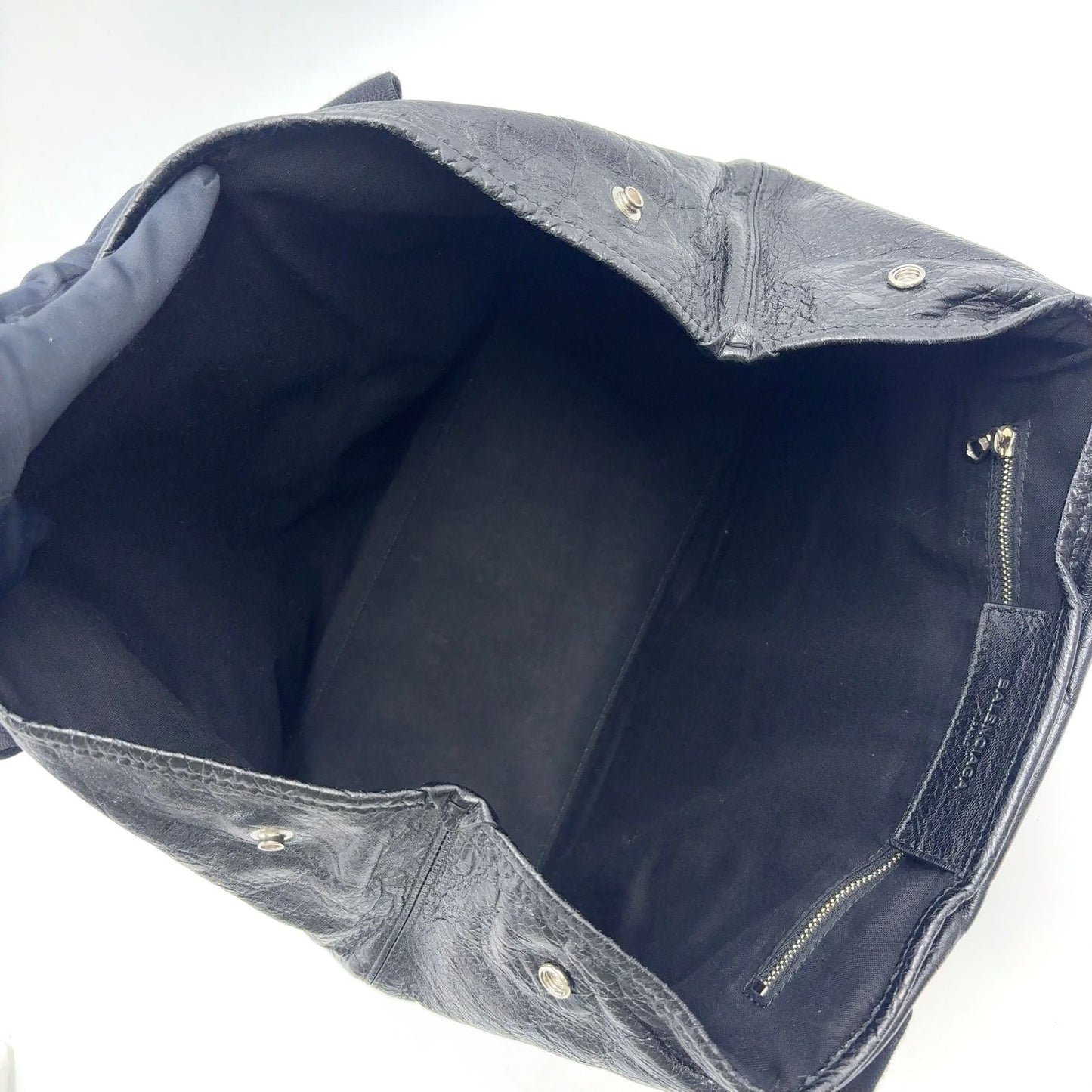 Balenciaga Limited Cabas Tote Leather Black Handbag Silver — view 3