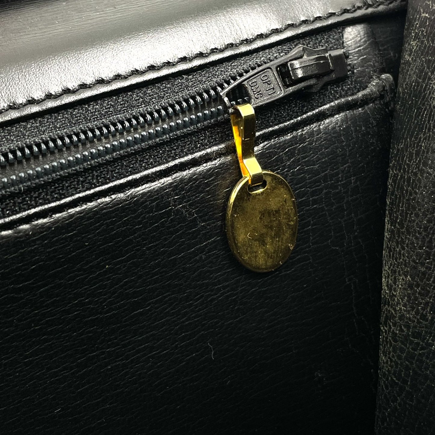 Dior Limited CD Logo Leather Black Shoulder Bag Gold — view 7