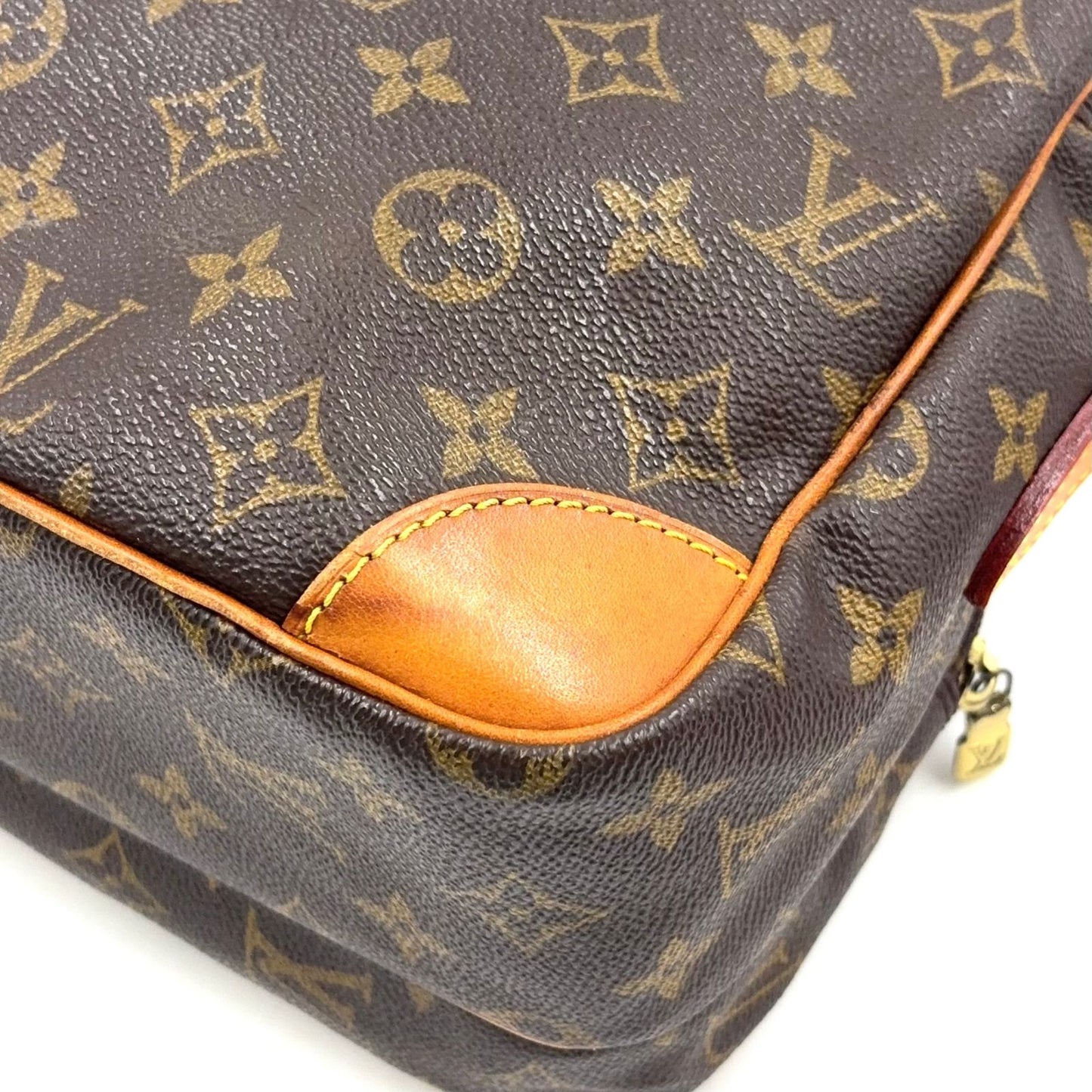 Louis Vuitton Limited Nile Monogram Leather Brown Shoulder Bag Gold — view 7
