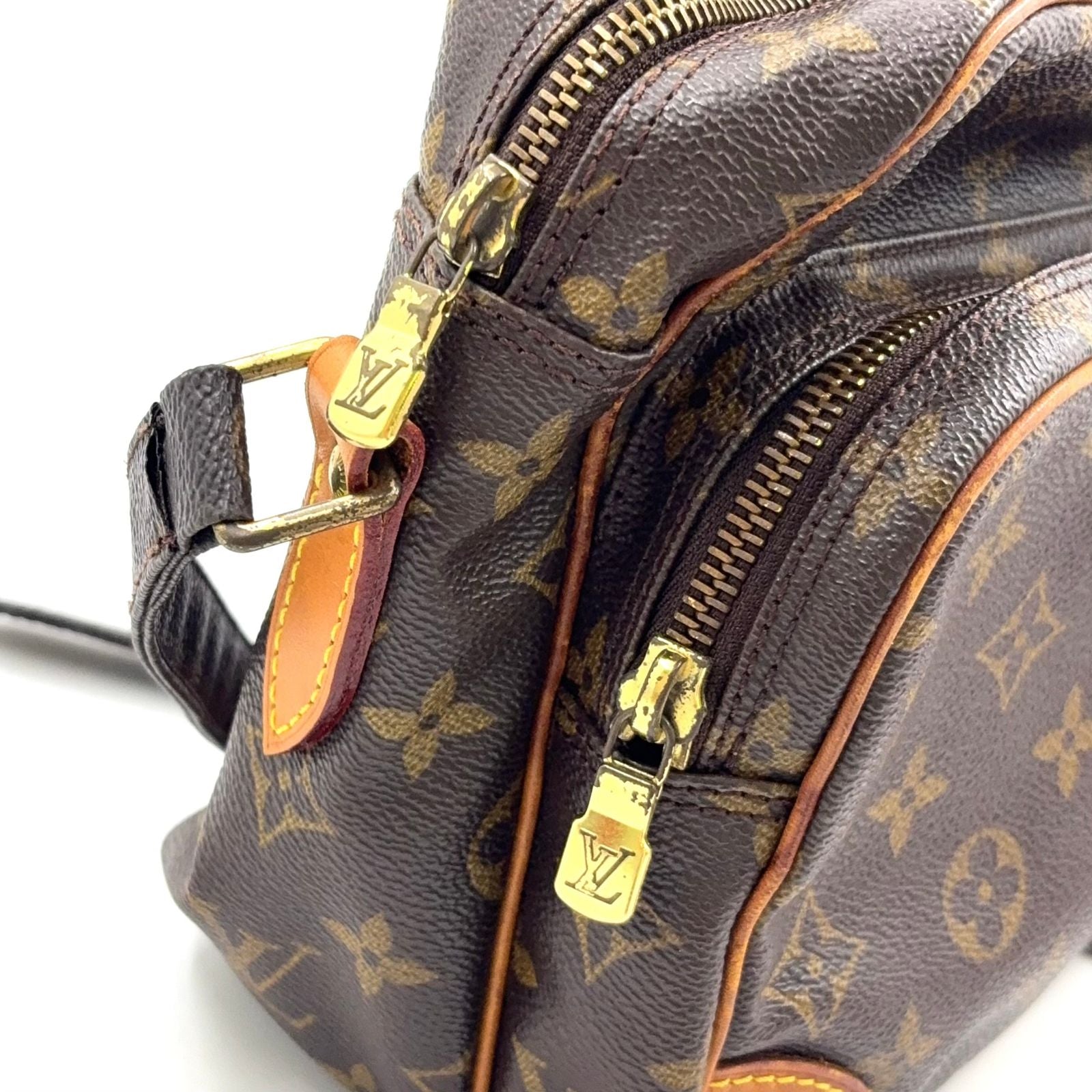 Louis Vuitton Limited Nile Monogram Leather Brown Shoulder Bag Gold — view 8