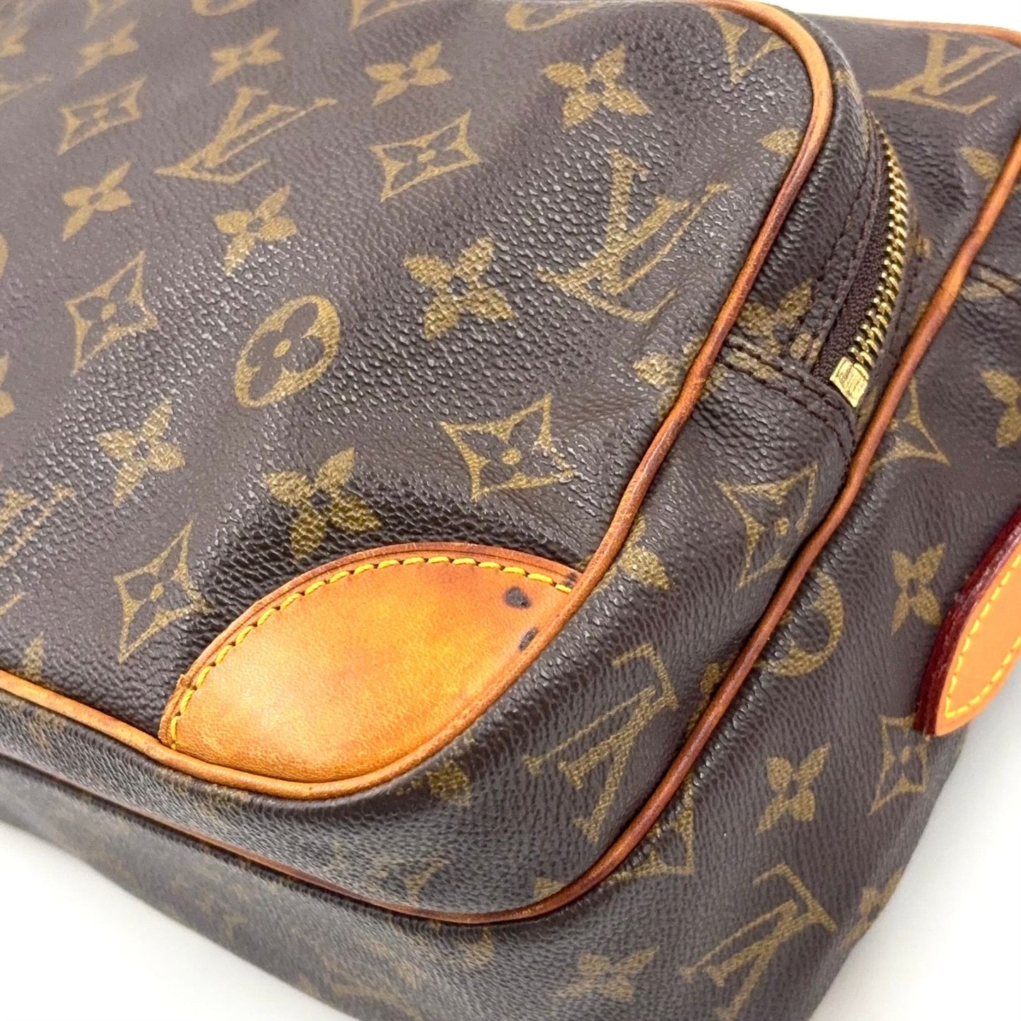 Louis Vuitton Limited Nile Monogram Leather Brown Shoulder Bag Gold — view 6