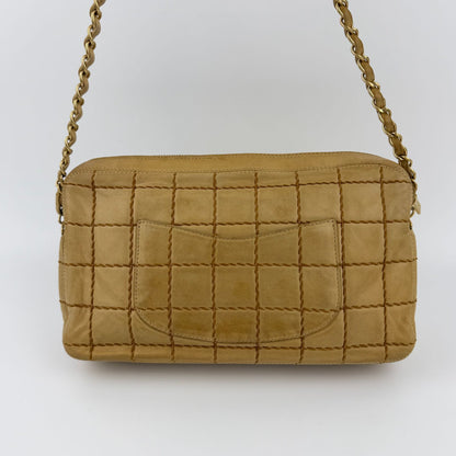 Chanel CC Logo Wild Stitch Choco Bar Chain Shoulder Bag Beige Leather Vintage — view 3