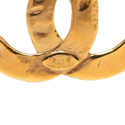 Chanel CC Logo Vintage Brooch 29 Gold Plated — view 3