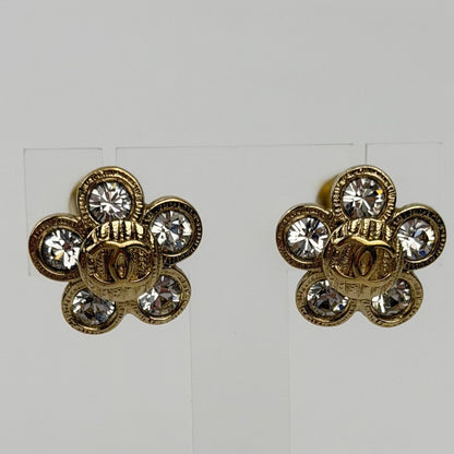 Chanel CC Logo Flower Motif Earrings Gold Vintage