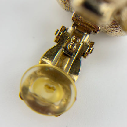 Chanel CC Logo Flower Motif Earrings Gold Vintage — view 8
