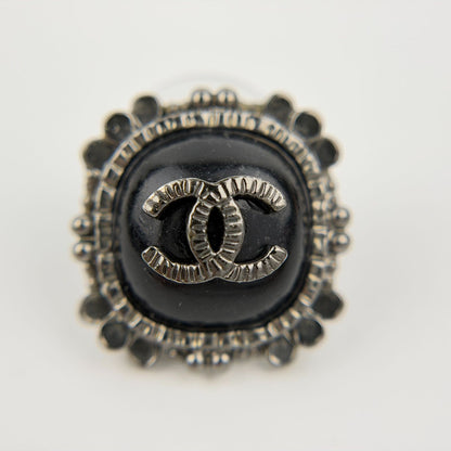 Chanel CC Logo Square Earrings Silver Vintage — view 3