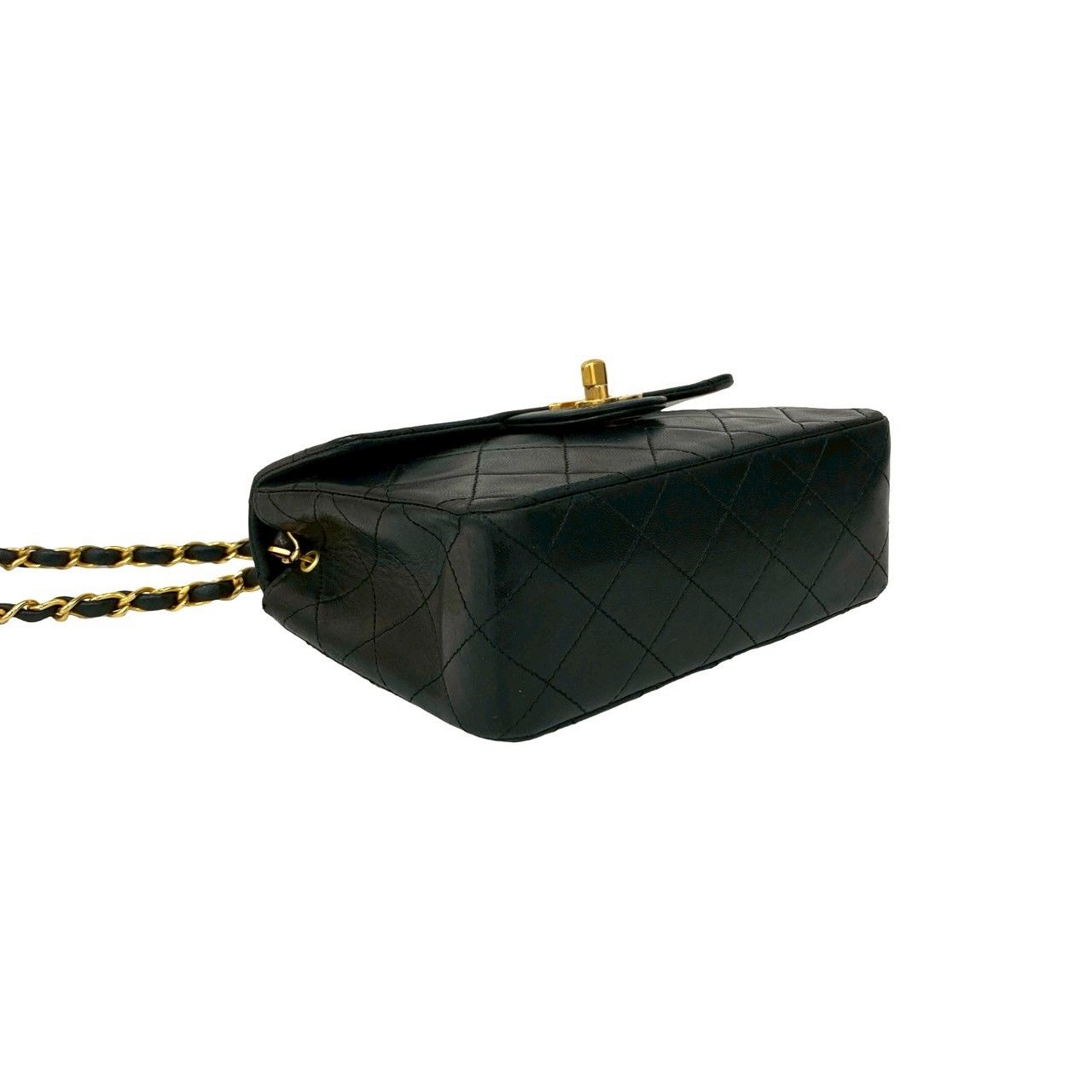 Chanel Card with Quilted CC Logo Lambskin Chain Shoulder Bag Pochette Black — view 7