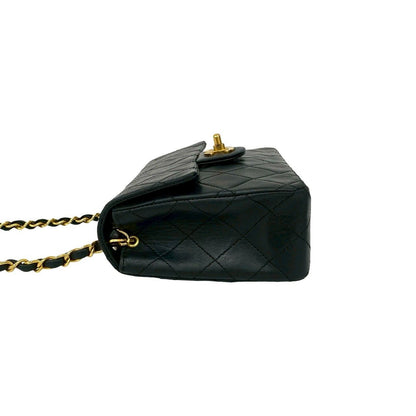 Chanel Card with Quilted CC Logo Lambskin Chain Shoulder Bag Pochette Black — view 5