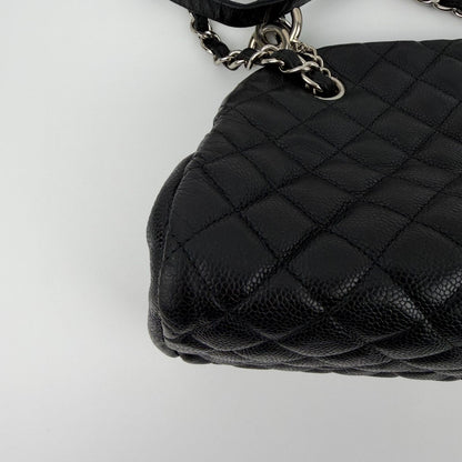 Chanel CC Logo Quilted Chain Shoulder Bag Black Caviar Leather Vintage — view 6