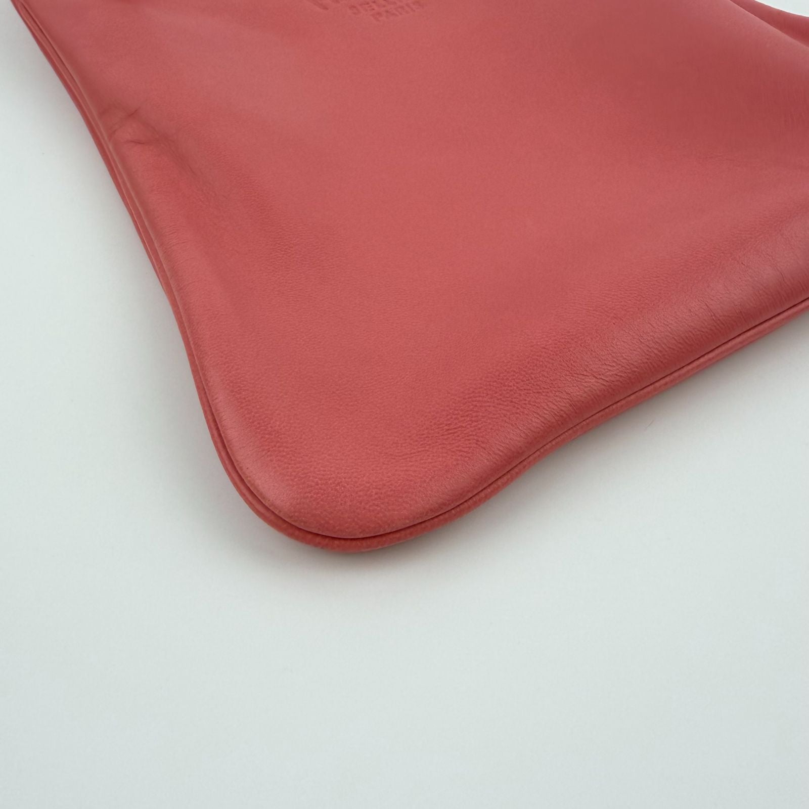 Hermes Sac Ali Numini Shoulder Bag Rose Azalea Swift Vintage — view 7