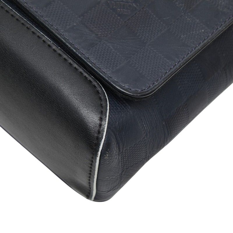Louis Vuitton Damier Infini District PM Shoulder Bag Navy Leather — view 4
