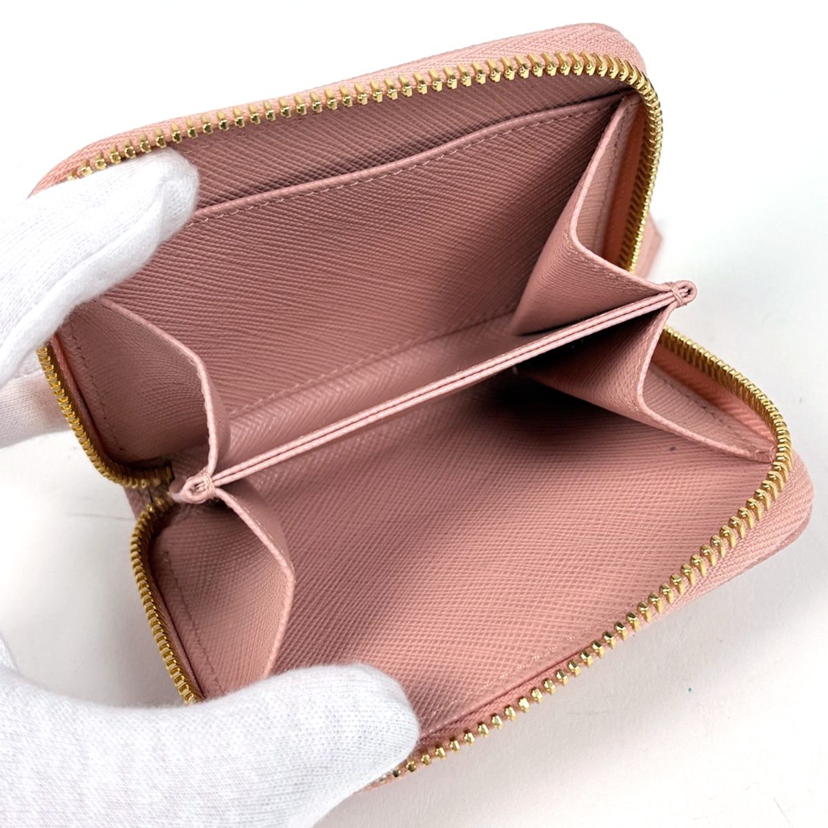 Prada Logo Zip Around Coin Case Saffiano Leather Pink 1 mm — view 4